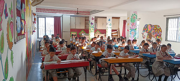 Ambe Group of Schools | Amenities - Art & Craft