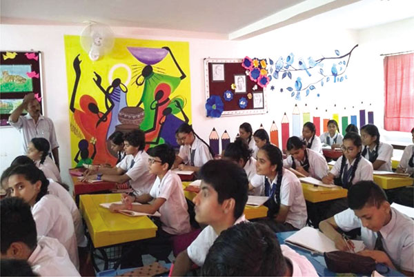 Ambe Group of Schools | Amenities - Art & Craft