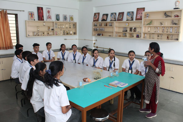 Ambe Group of Schools | Amenities - Laboratories