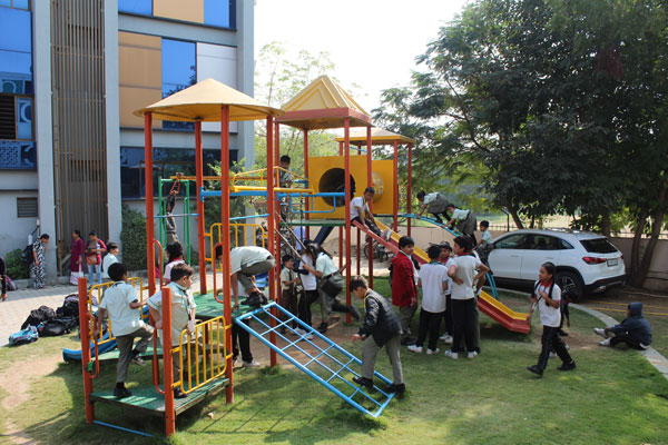 Ambe Group of Schools | Amenities - Play Zone
